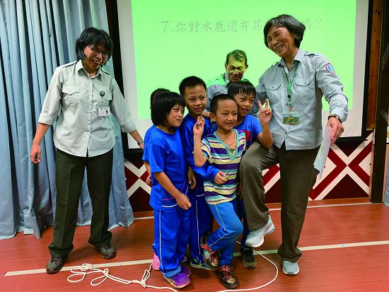 到立山國小進行主題教案活動