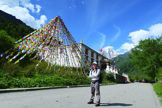 位於長坪溝旅遊路線入口處的喇嘛寺──斯古拉寺