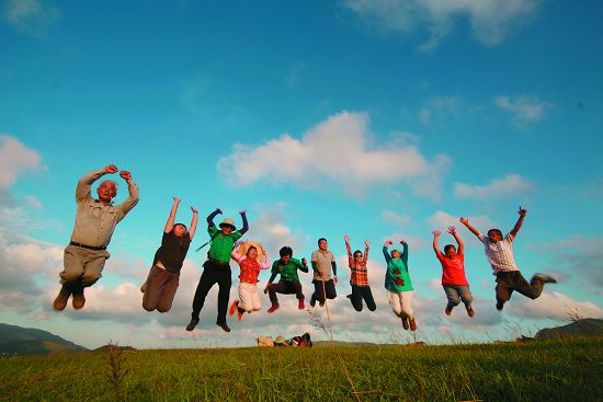 在「茂伯海角送信」遊程中體驗草原風光