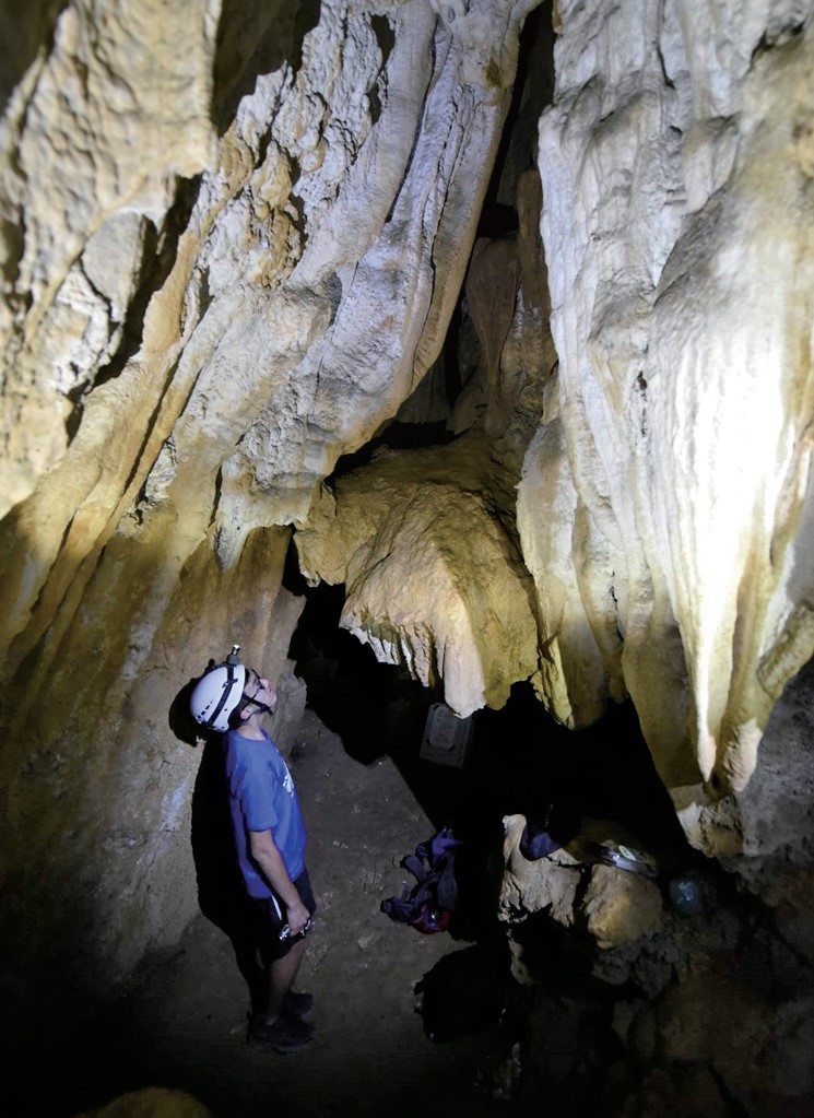 石灰岩洞測繪工作