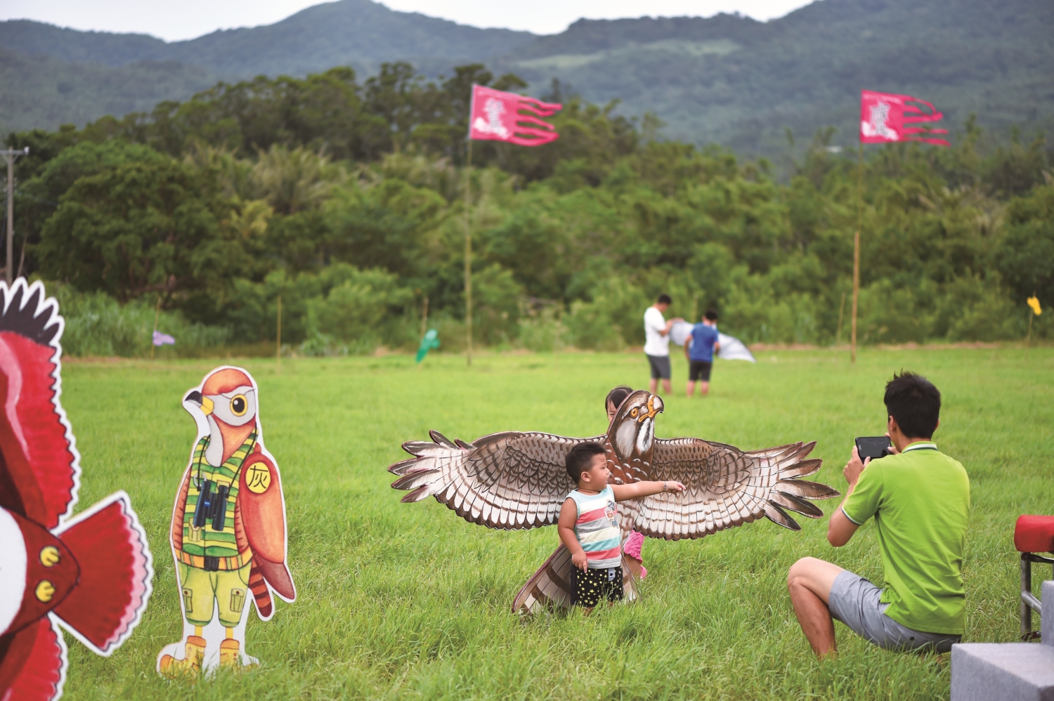 在興趣團體協助下，琅嶠鷹季成為適合闔家同樂的墾丁特色活動／墾管處 提供