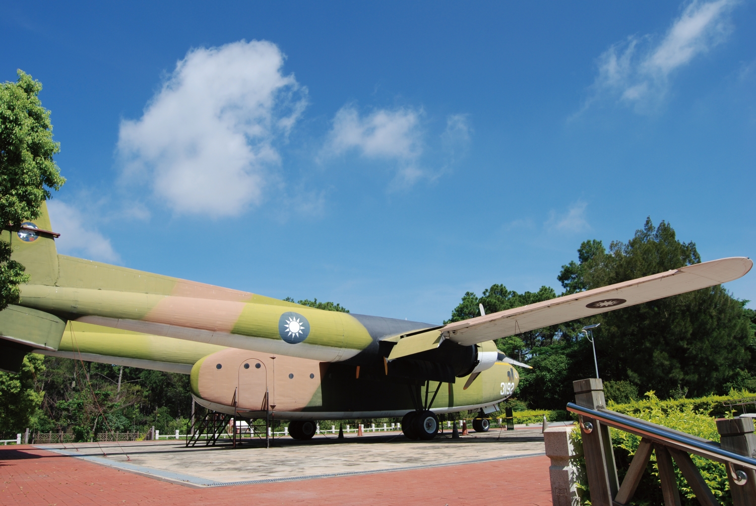 C-119 運輸機於中華民國空軍服役期間創下飛行七十五萬小時、載運人員二百餘萬人次、運補貨物達數百萬噸的紀錄／金管處 提供