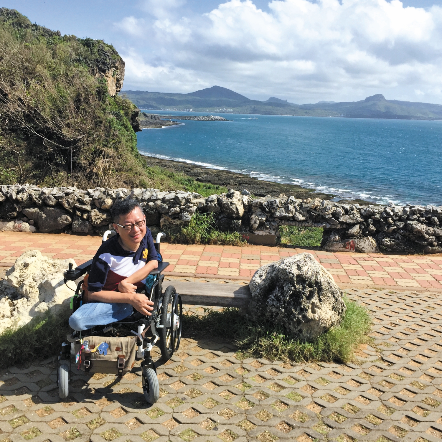 唐峰正年輕時不曾想過能有自在出遊的一天／唐峰正 提供