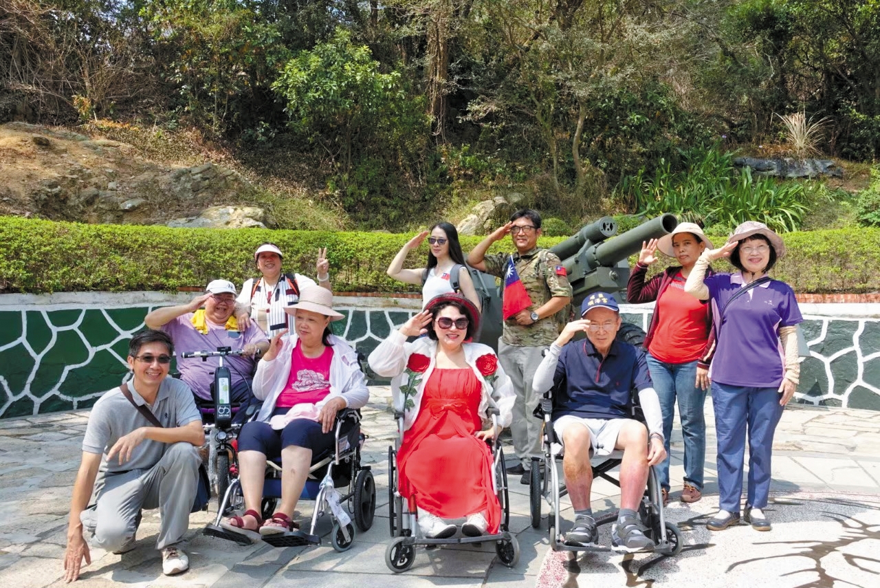 看到身障朋友和陪伴者臉上的笑容，讓鄭淑勻堅持繼續帶大家
出遊的初心／鄭淑勻 提供