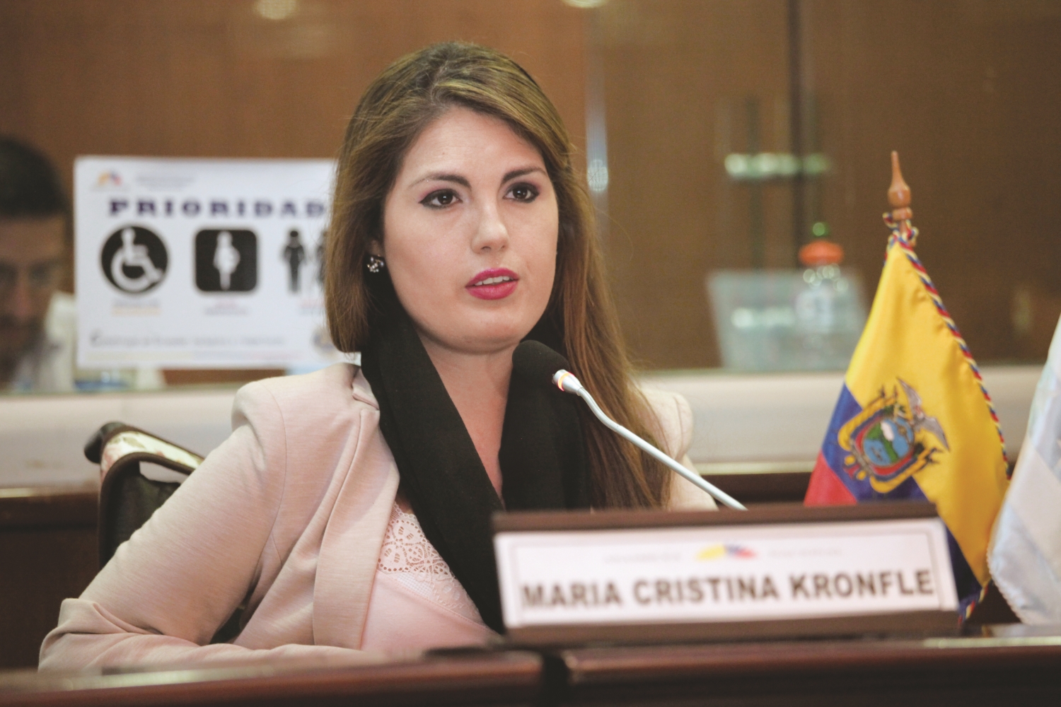 María Cristina Kronfle 律師於2009-2017 年間擔任厄瓜多議員，積極爭取身障者權益／ Asamblea Nacional del Ecuador 提供（來源：https://www.flickr.com/photos/31582298@N08/23131878459）