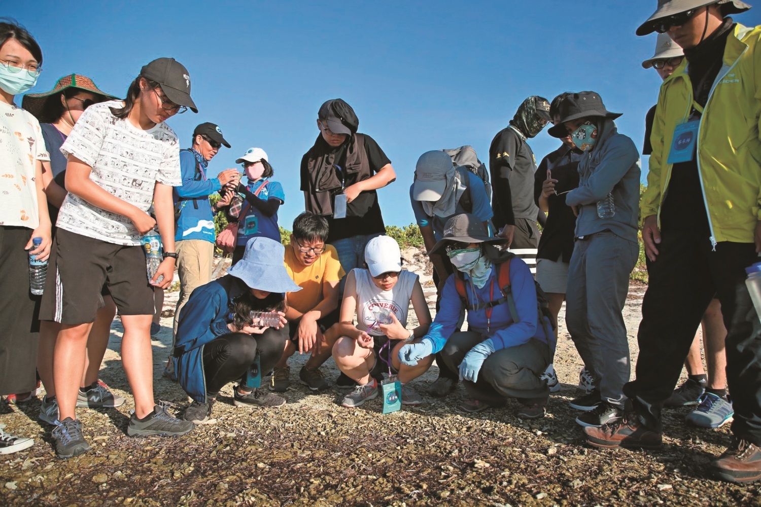 志工熱情、細心的解說,影響著許多遊客對國家公園的印象/海管處 提供