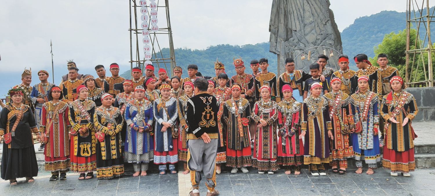 原住民服飾上的蝶紋傳遞與漢人文化迥異的意涵／巴清雄 攝