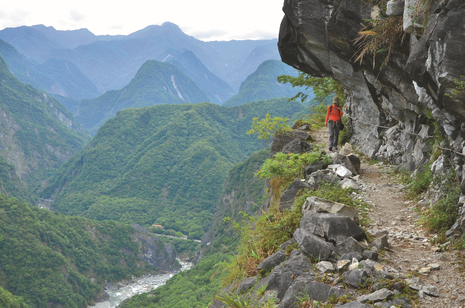 錐麓古道第二斷崖現況(此路段目前不開放)/林茂耀 攝