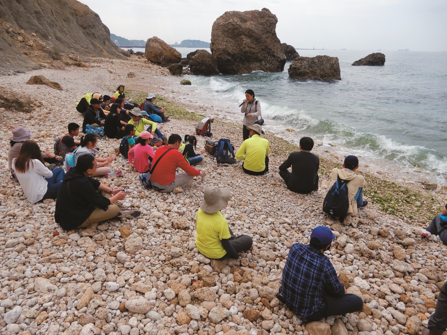壽山的高位珊瑚礁地形讓海岸極具識別性／自管處 提供