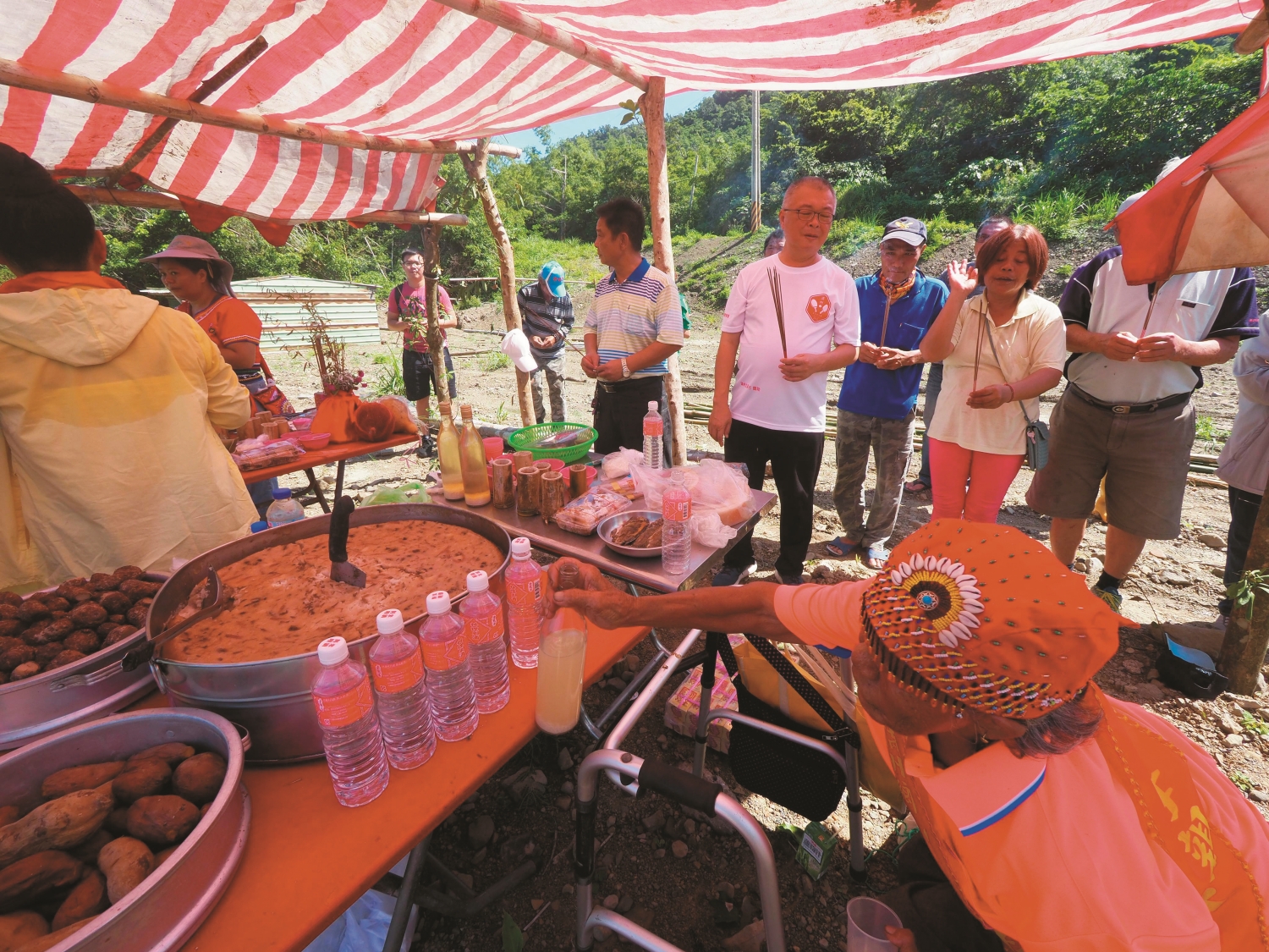 從儀式中可以看出受到臺灣不同民族的影響／劉還月 攝