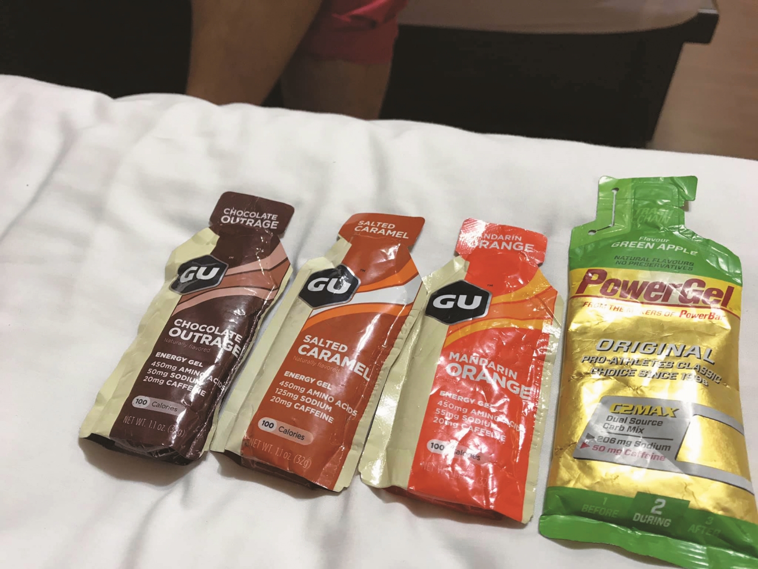 市面上販售多種攜帶方便且能快速補充熱量的運動凝膠／蔡奕緯 提供