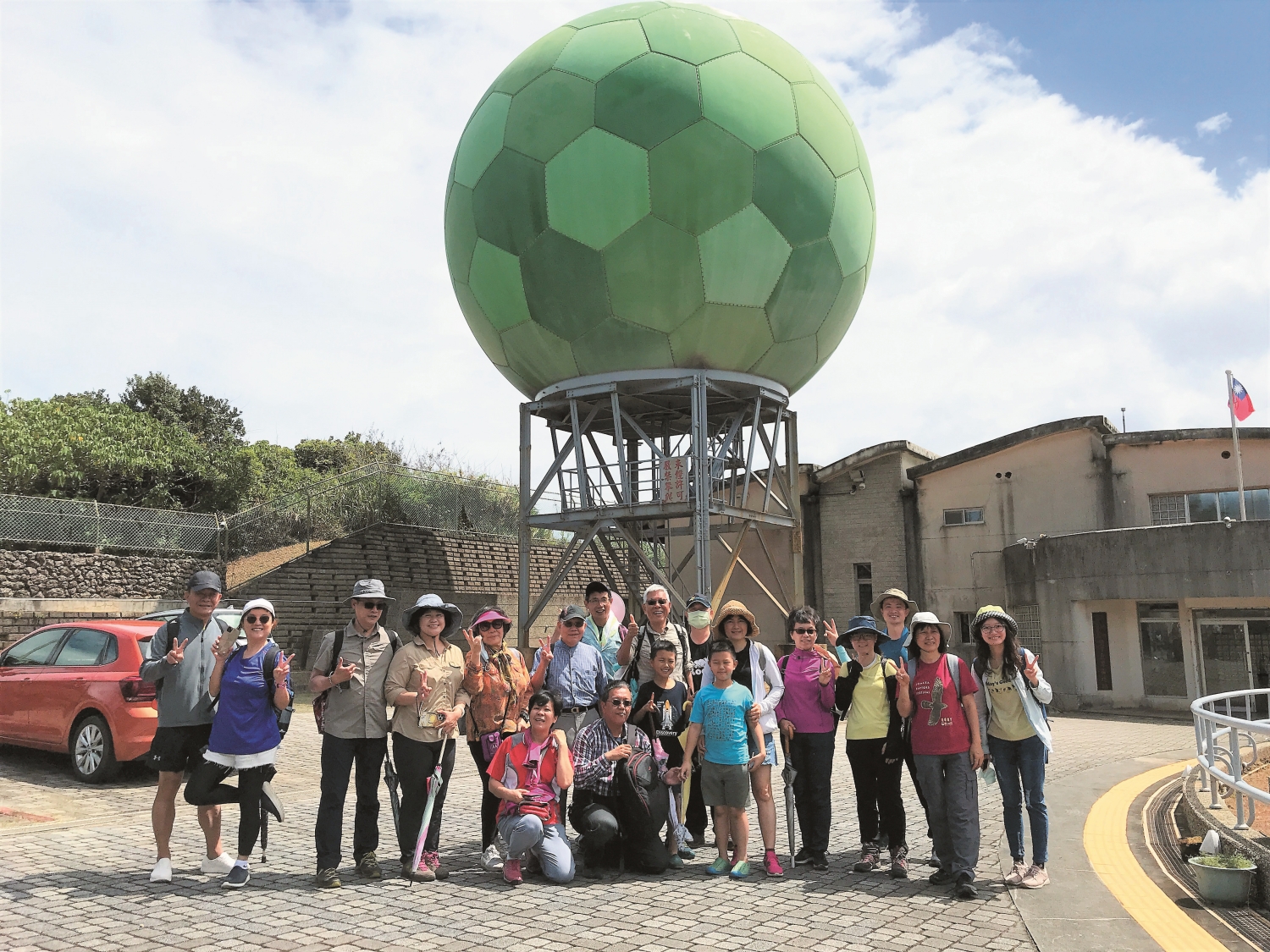 墾管處與墾丁氣象雷達站聯手推出參訪活動，揭開氣象站神秘面紗／墾管處 提供
