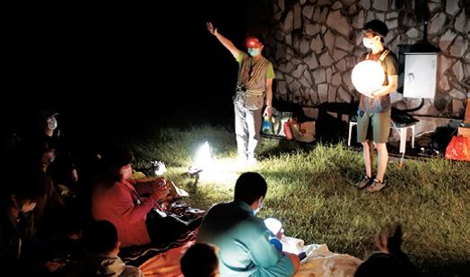 Stargazing activity gives children with autism and their families the opportunity to experience the spiritual and aesthetic experience brought by the starry night. / Provided by Taiwan Dark-Sky Association