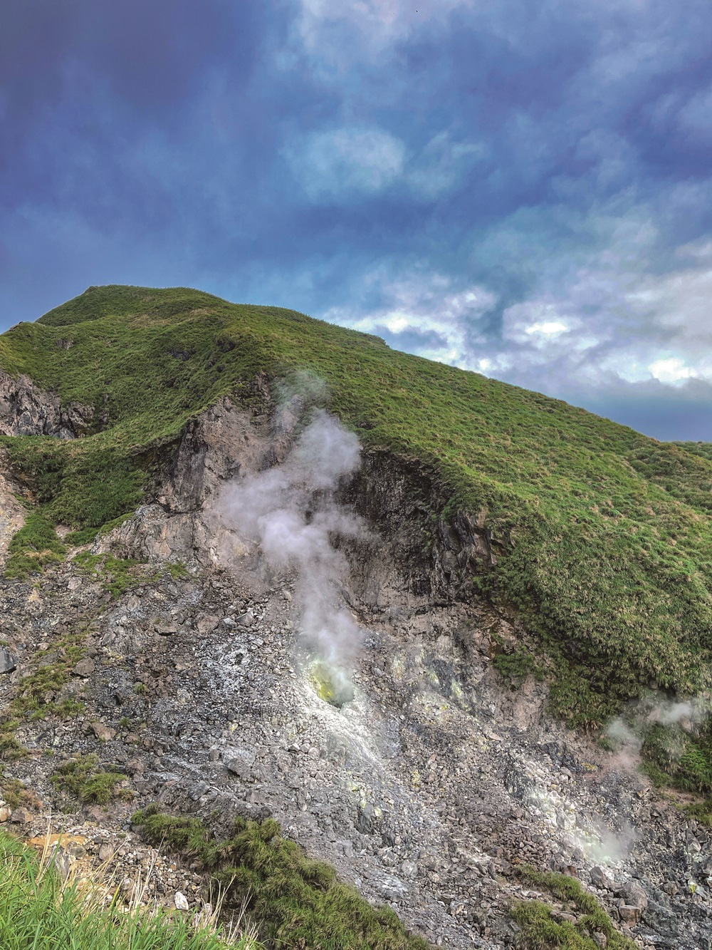 Breathtaking views at Xiaoyoukeng / Photo by Alex Shih