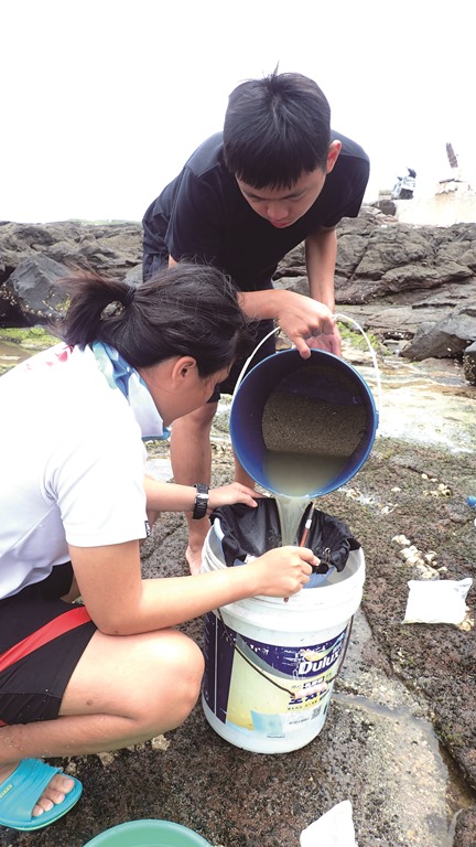 ｜搜集、調查水域內文昌魚分佈資料／林秀瑾 攝