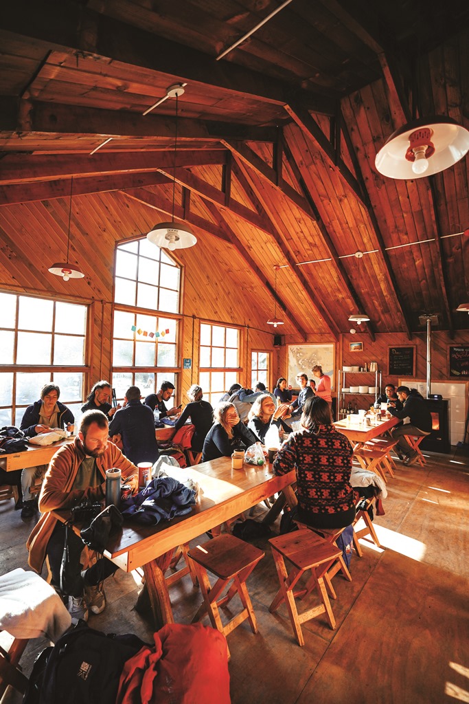 ｜園區食宿昂貴，遊客依然絡繹不絕／楊世泰 攝
