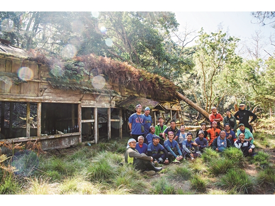 國家公園與部落族人在生態保育、文化傳承的路上一起攜手前行／玉管處 提供