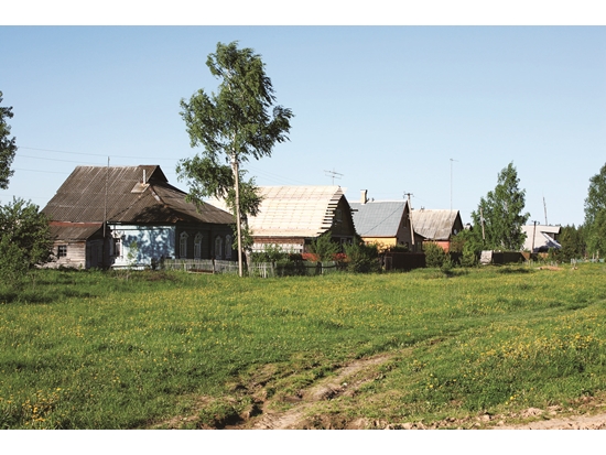 委員會中的原住民代表提出建議案，調整了原先國家公園內禁止修築房屋的規定