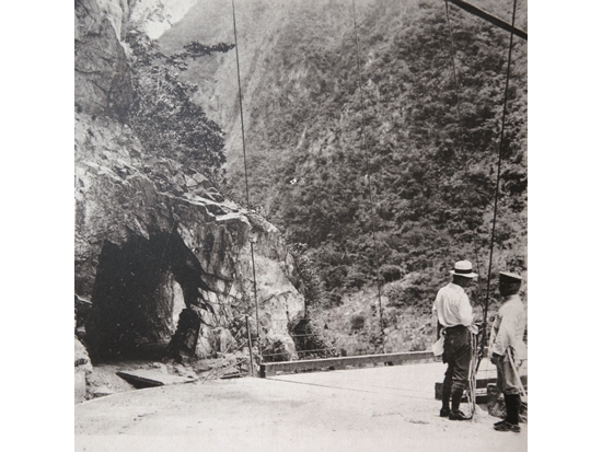 The mouth of Xincheng inner Taroko road, dug during the period of Japanese colonial period, is the starting point to enter the gorge.This is face of Taroko that most people are familiar with./ Provided by Hsang-Te Chin