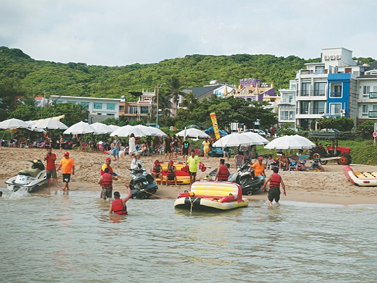 海域遊憩活動對生物和環境都造成不小壓力／墾管處 提供