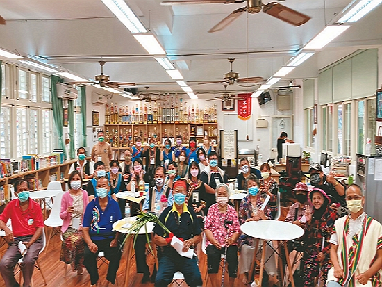 於太平村部落舉行諮詢會議，請族人分享自己所知的傳統地名與故事／海樹兒・犮剌拉菲 提供