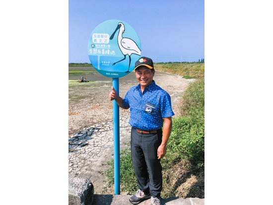 友善棲地推動初期便主動加入的漁民嚴文正／台管處 提供