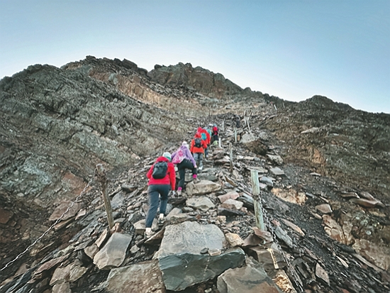 千萬別小看登山活動，做足準備才能避免被救援的困境／何昌穎 提供