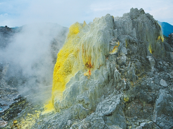 陳茂春任職過的三座國家公園各具特色：陽明山國家公園的硫磺噴氣孔