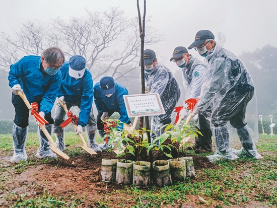 國家公園攜手萬海航運展開植樹造林計畫／萬海航運提供