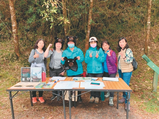 充滿活力與熱情的解說員期待與更多遊客相遇／玉管處提供