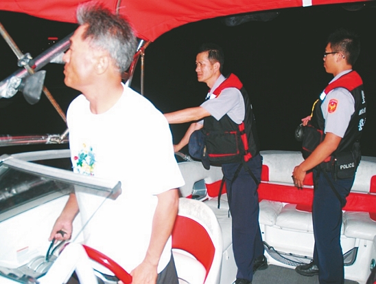 和國家公園警察一同執行夜間聯合巡查