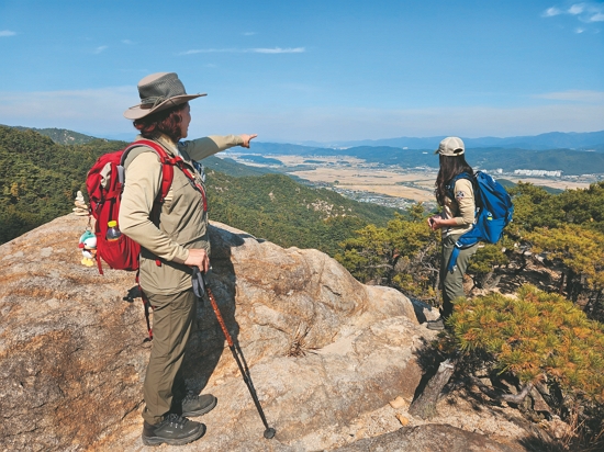 進行園區內資源調查／陽管處 提供