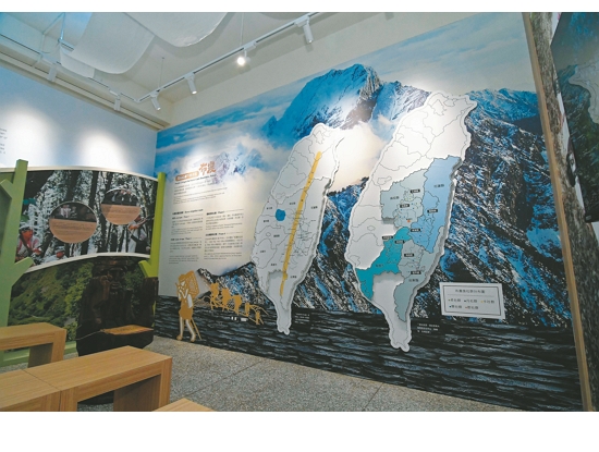 民眾可從運用圖臺瀏覽東埔服務中心內的展覽、物件與影音／玉管處 提供