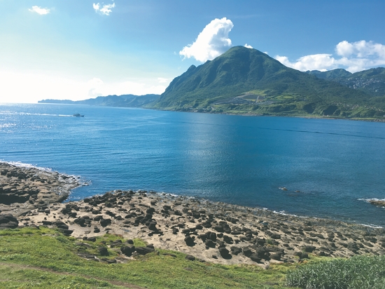 臺灣擁有許多珍貴海岸景觀與資源，希望能與大家一同竭力守護／內政部國家公園署 提供