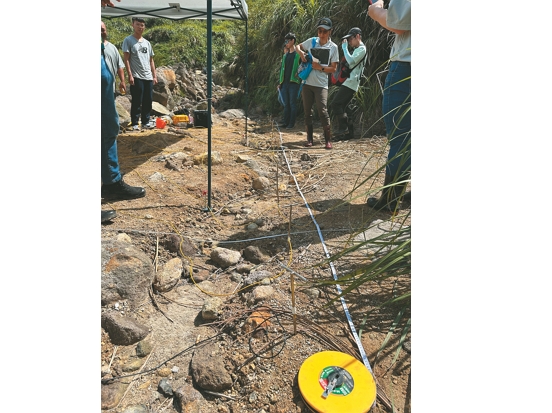    現場埋設探測電極／陽管處 提供