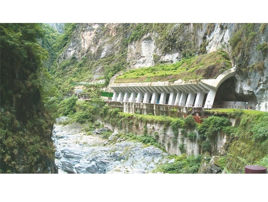   工程設計兼顧景觀與安全
