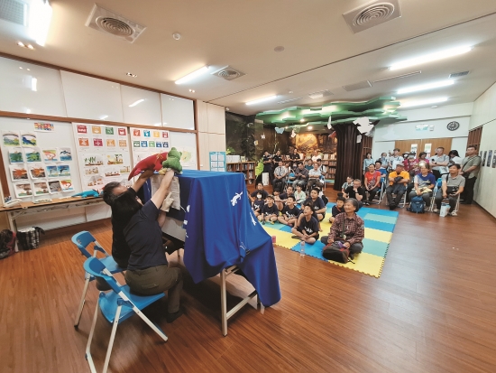 汶水遊客中心內的環境教育教室提供民眾體驗多元化的課程／雪
管處 提供