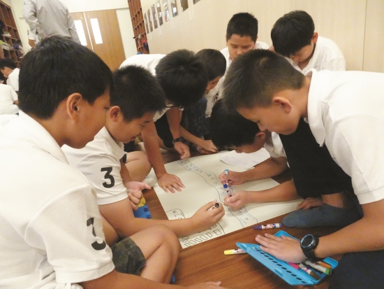 學員化身森林管理員，嘗試思考國家公園的利用模式／雪管處 提供