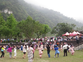 alt-Heavenly Music of the Valleys: The Taroko Tribal Concert-1