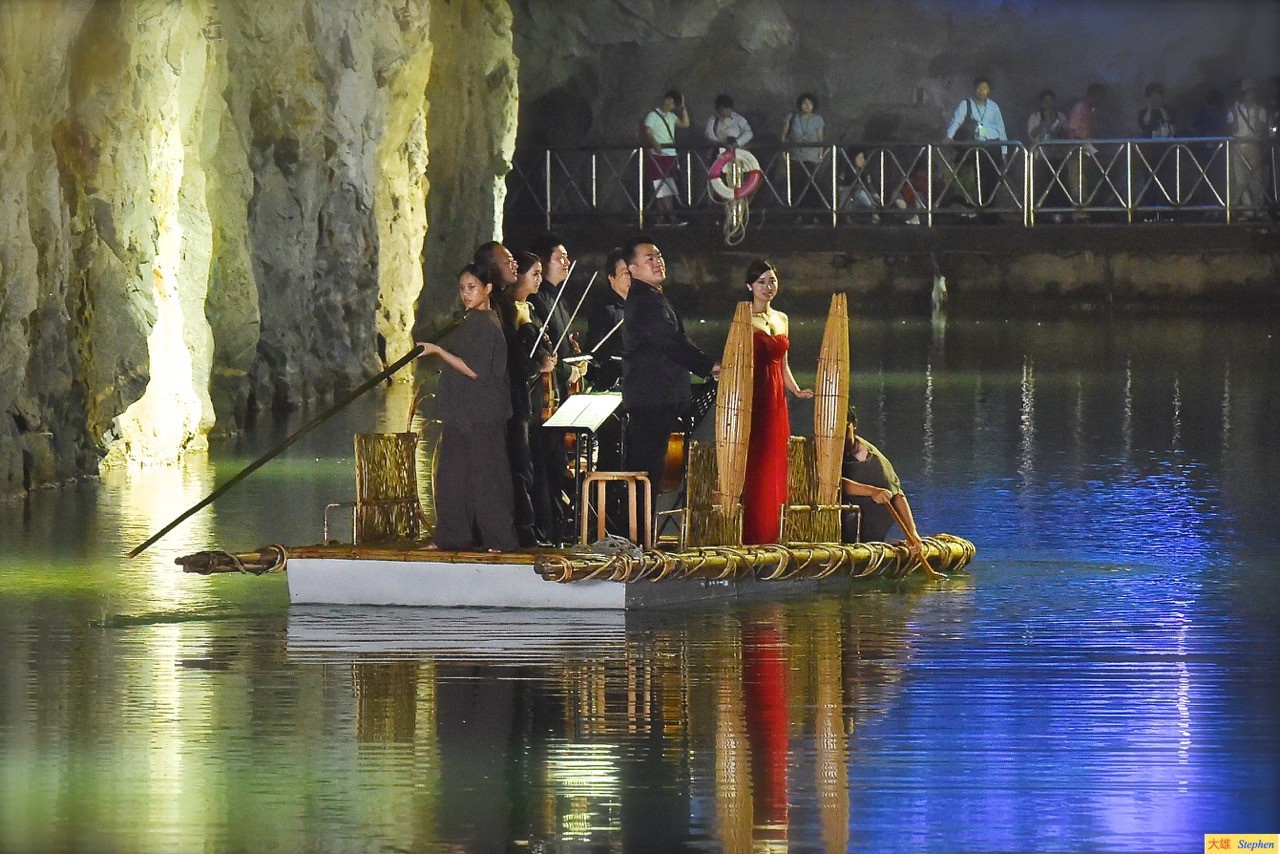 金門坑道音樂節帶來的音樂饗宴(張正傑老師提供)。