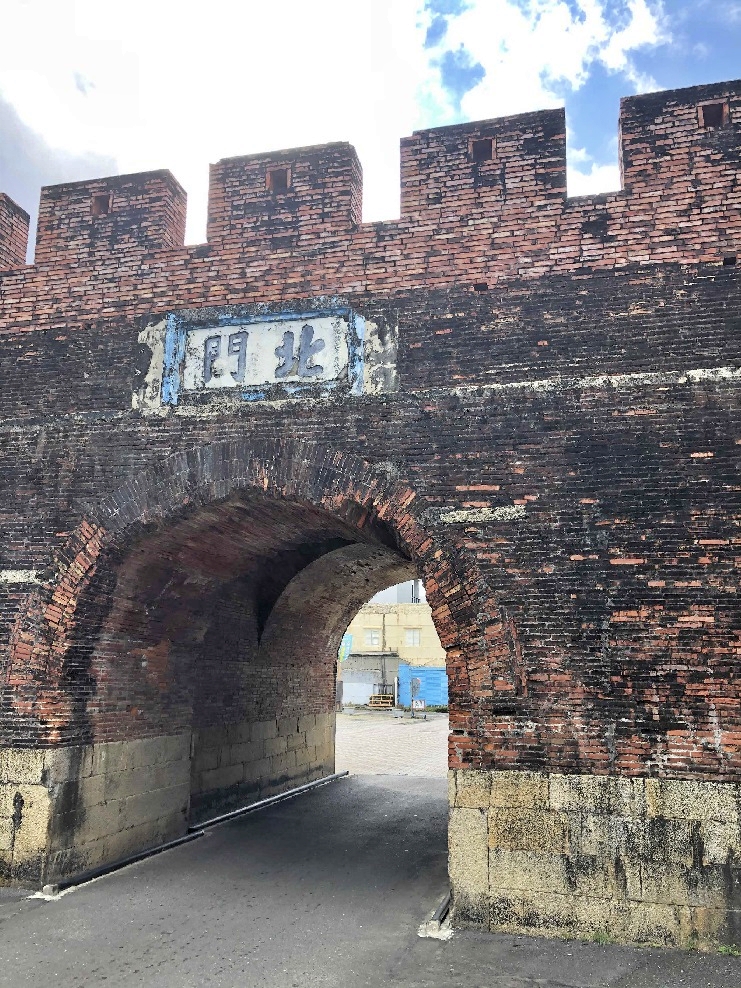 恆春古城北門的牌匾(墾丁國家公園管理處提供)
