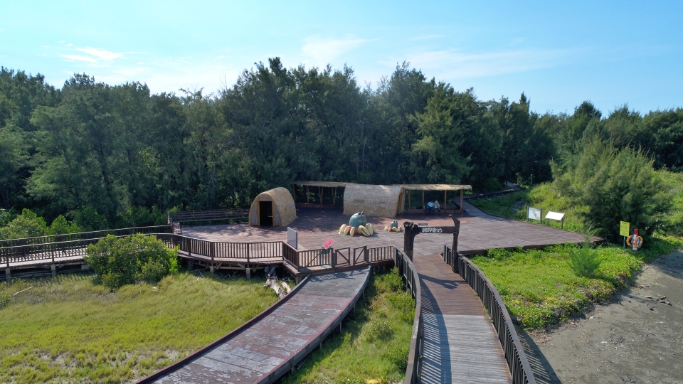 alt-Love the Earth through Ecotourism Experience the Wonders of the Taijiang Wetlands (Also featuring: 2020 Yangmingshan Festival—Opening Ceremony of the International Cultural and Creative Fair)-3