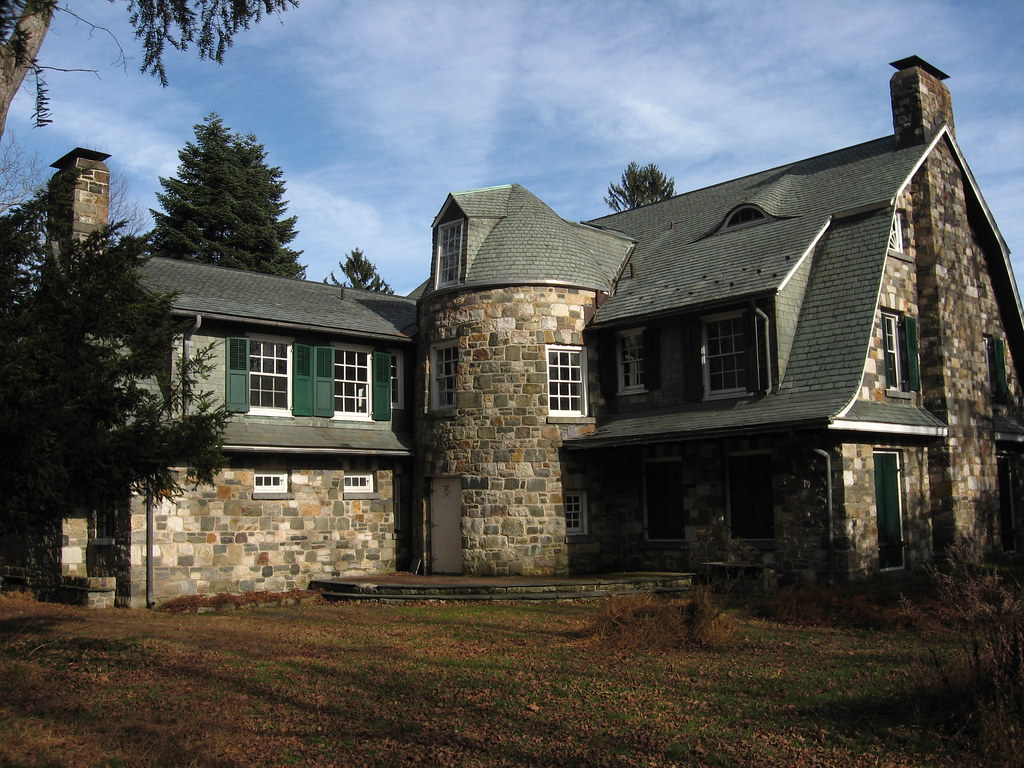 特拉瓦水道國家遊樂區歷史建築遺跡-齊默爾曼故居，1912年建造，此建築結合了荷蘭殖民複興和法國城堡風格，形成了獨特的融合。（圖片來源：Flickr / StillRiverside）
