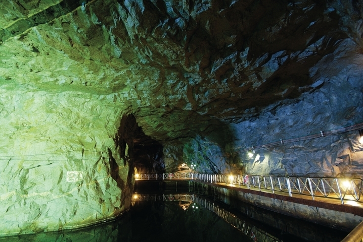 alt-在國家公園裡解放耳朵，聽一場讓人終生難忘的天籟音樂會—金門坑道音樂節-1