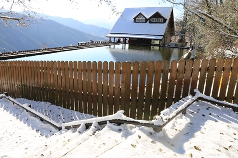 alt-媲美國外的絕美風景--雪山登山口-1