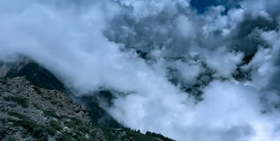 山很多變，一天的溫差可以從夏天轉變到冬天(玉山國家公園管理處提供)