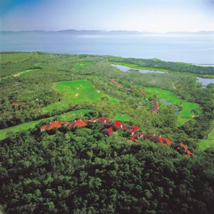 惠特珊島上的度假村