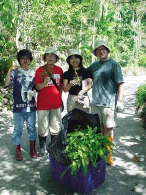 2004年生態工作假期