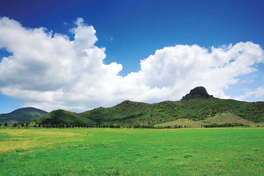 風光秀麗的墾丁，蘊藏珍貴史前遺跡/戴進元攝