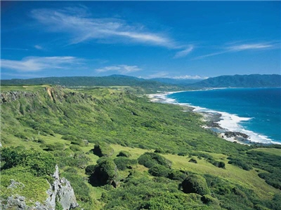 龍磐公園一帶極適合欣賞星垂平野、月湧海波的景色/墾管處提供